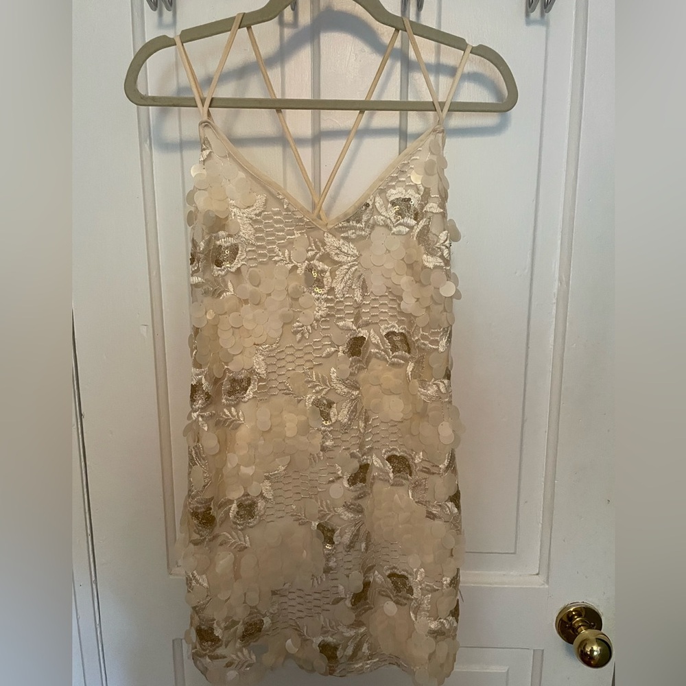 Forever 21 Cream and Gold Top